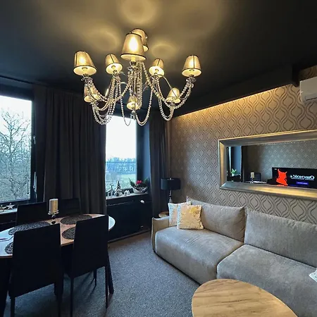 Pod Jasna Gora Teresy 4-3 Parking Gratis شقة تشينستوخوفا