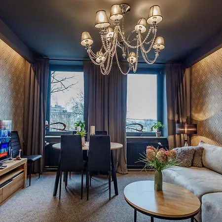 Pod Jasna Gora Teresy 4-3 Parking Gratis شقة