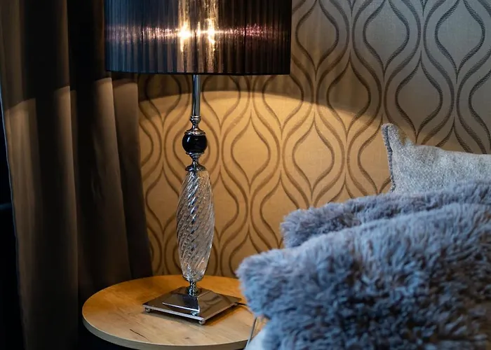 Pod Jasna Gora Teresy 4-3 Parking Gratis דירה