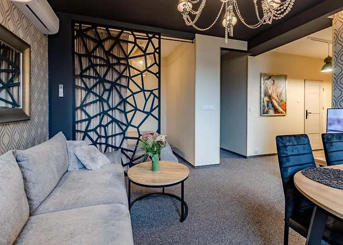 Pod Jasna Gora Teresy 4-3 Parking Gratis *