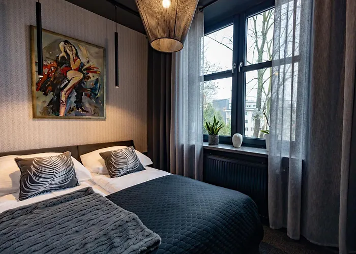 Pod Jasna Gora Teresy 4-3 Parking Gratis *