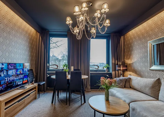 Pod Jasna Gora Teresy 4-3 Parking Gratis דירה